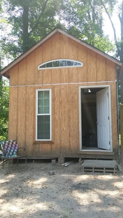 Unique Tiny Home (Handyman Special)