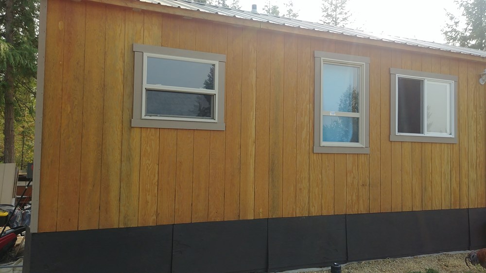 Beautiful finished tiny home on rented land  - Image 2 Thumbnail