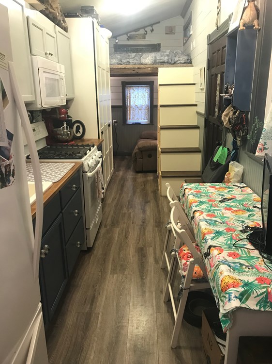 Craftsman Style Tiny House  - Image 4 Thumbnail