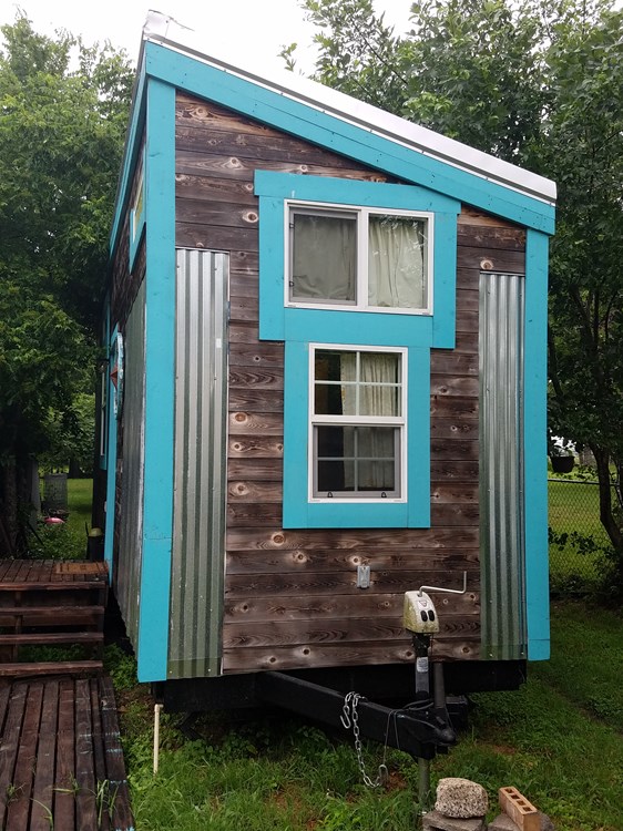 Craftsman Style Tiny House  - Image 3 Thumbnail