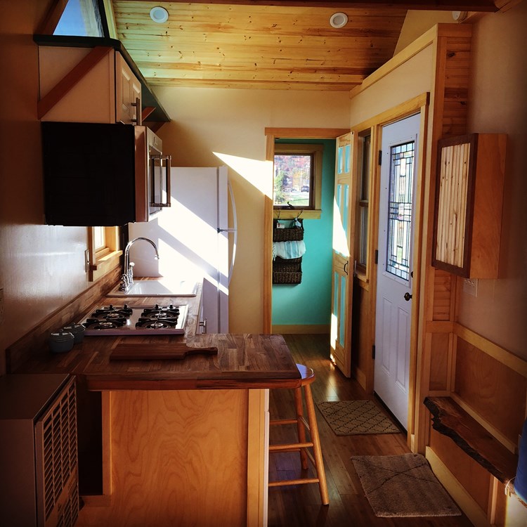 Custom Tiny House Ready to Go  - Image 2 Thumbnail