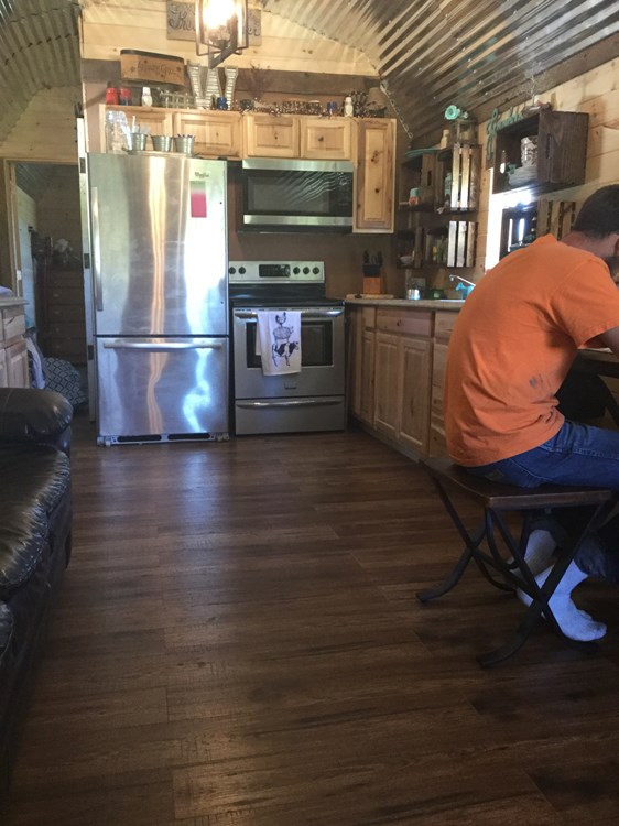 Beautiful Rustic Tiny House for Sale - Image 4 Thumbnail