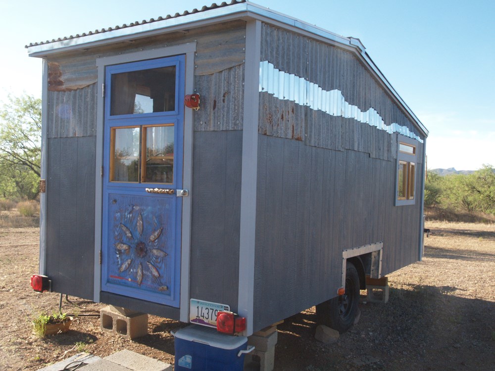 Beach House on Wheels/Live Free - Image 2 Thumbnail