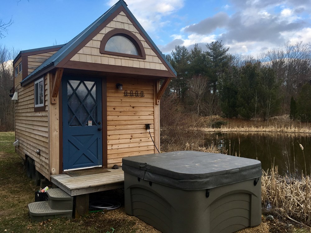 New price! Tiny house on trailer  - Image 3 Thumbnail