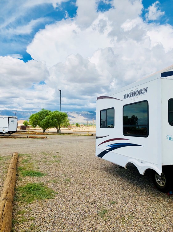 The Wine Wagon 5th Wheel - Image 2 Thumbnail