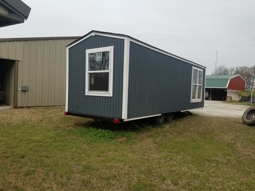 Tiny house for sale - Image 2 Thumbnail