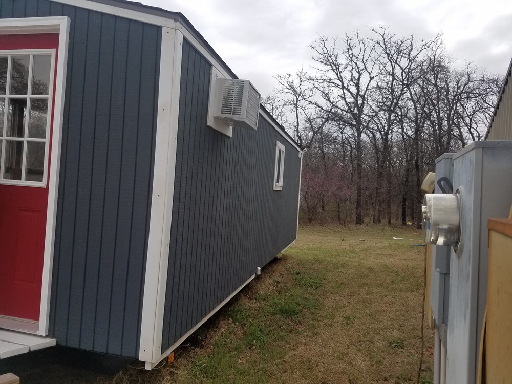 Tiny house for sale - Image 4 Thumbnail