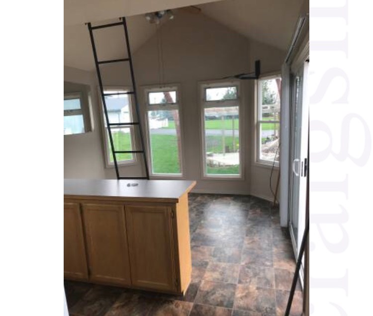 2004 tiny house  hunting cabin - Image 5 Thumbnail