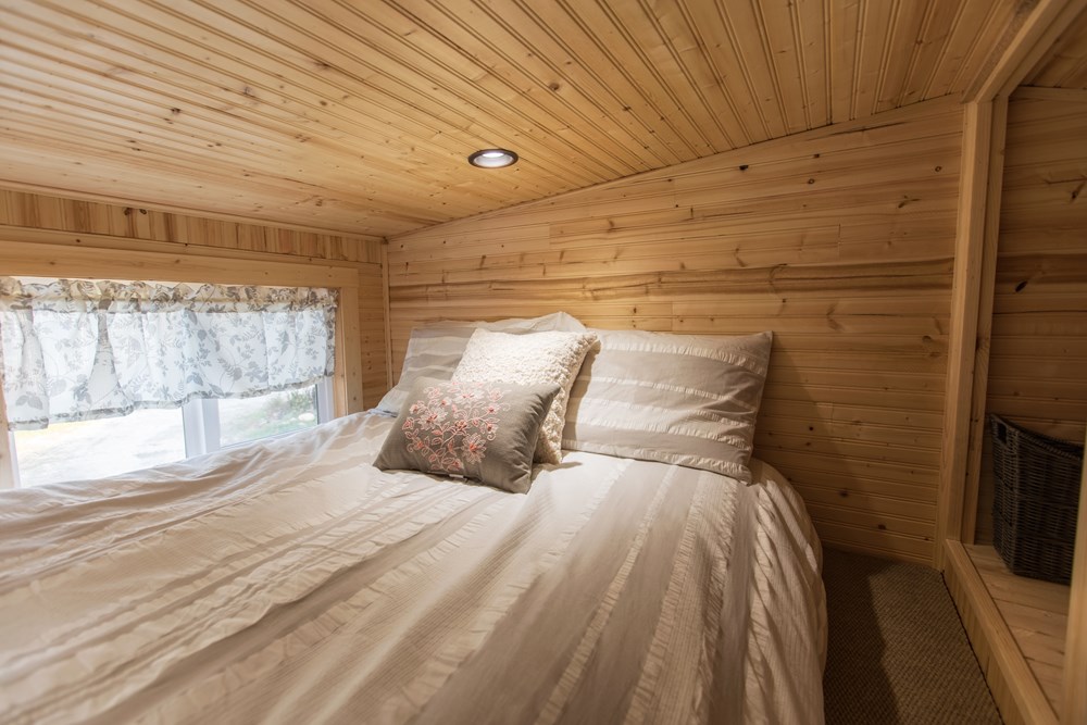 The Petite Cabin - Image 4 Thumbnail