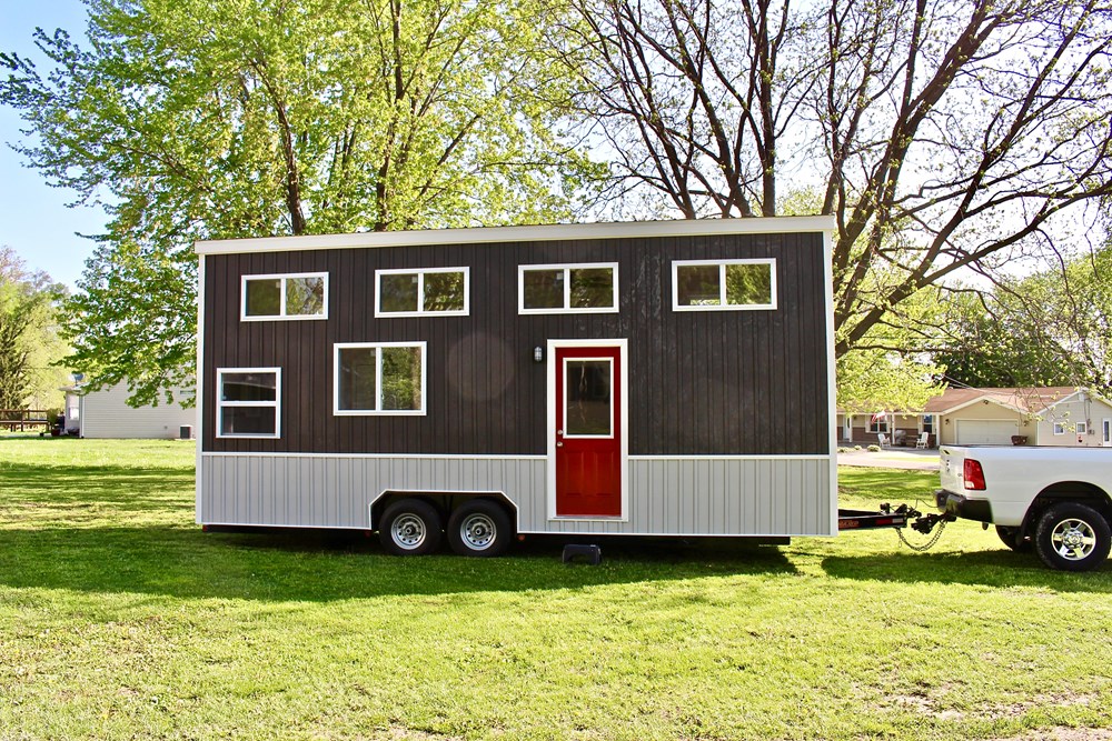 26' Chateau Shack Tiny Home on Wheels