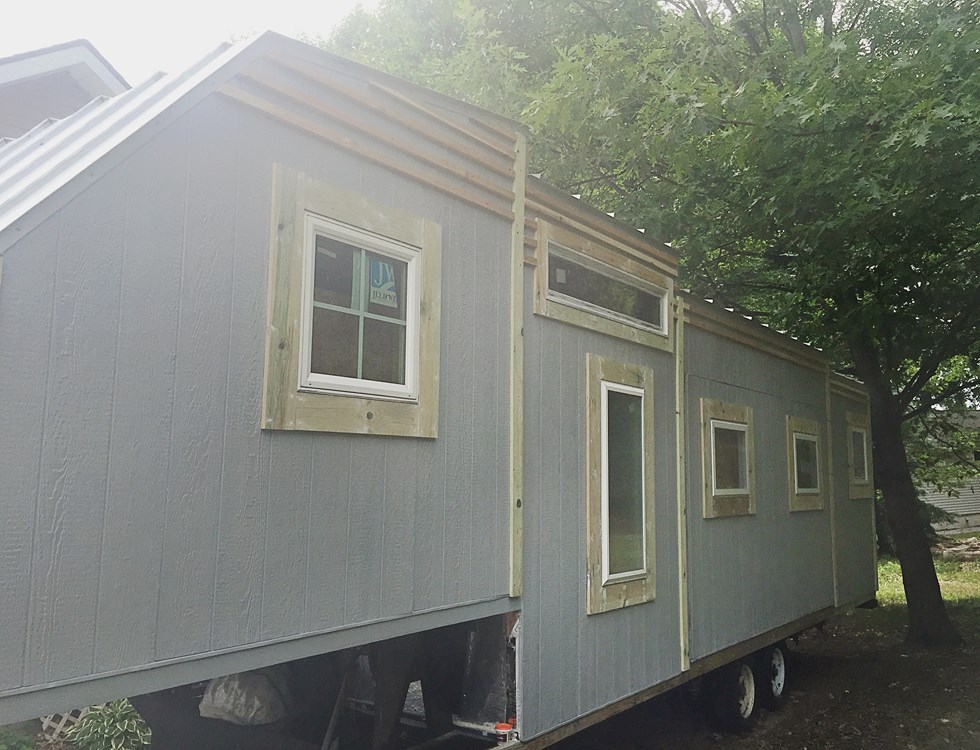 Beautiful Custom Built Tiny House on a 33' 5th wheel Trailer  - Image 3 Thumbnail