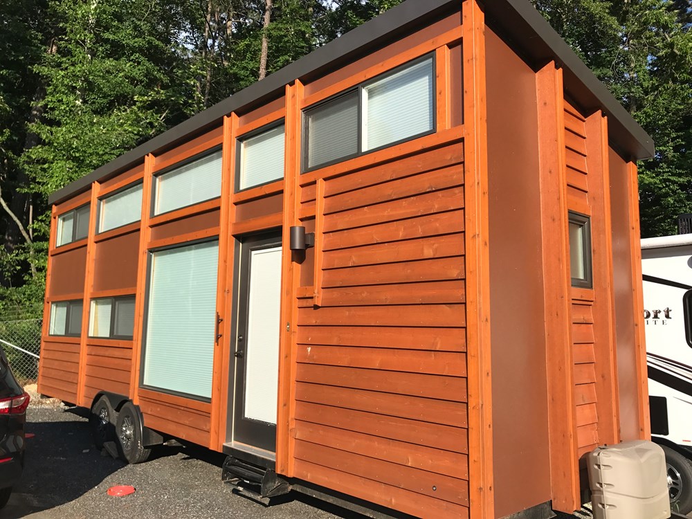 Amazing NEW Escape Traveler XL