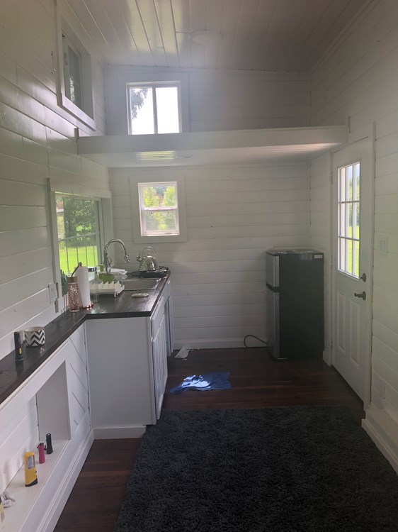 Tiny home - Image 3 Thumbnail