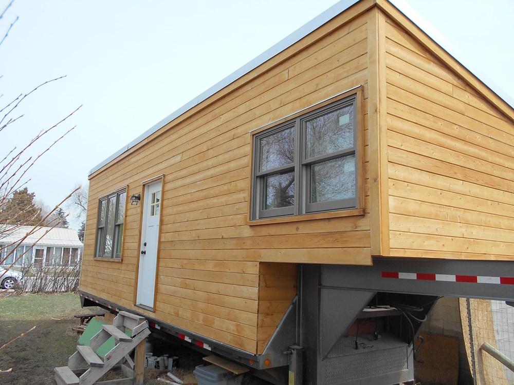 Tiny House on Gooseneck Trailer 230sqft