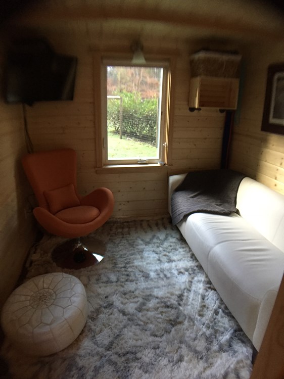 BRIGHT AND AIRY,  - Image 2 Thumbnail