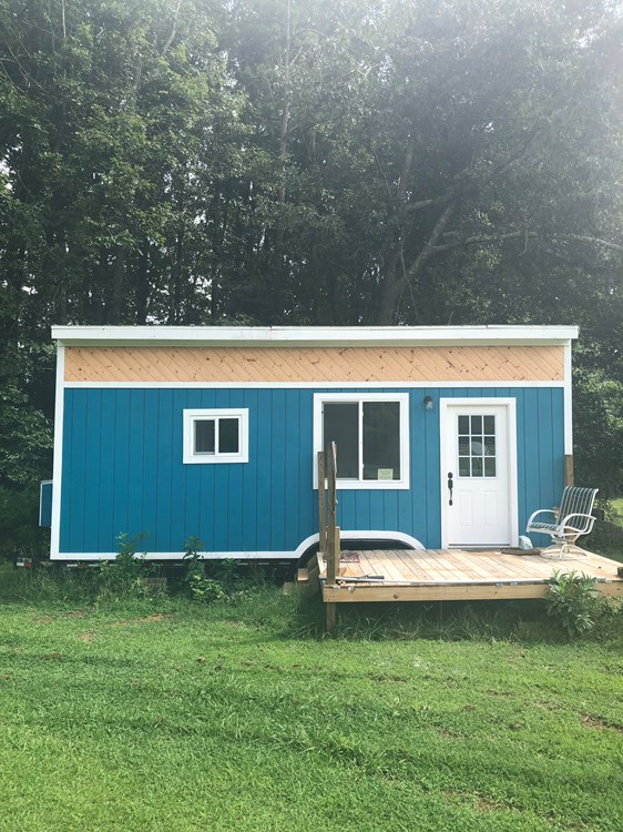 Tiny home - Image 1 Thumbnail