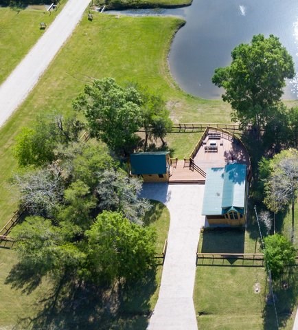 Park Model Cabin Plus Casita on Waterfront Lot - Image 4 Thumbnail