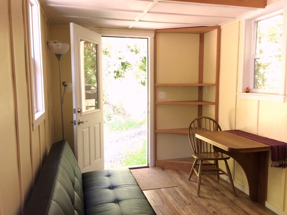 Fully-Equipped Tiny House - Image 2 Thumbnail