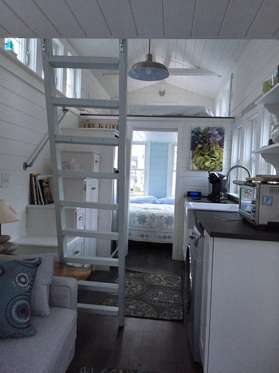 Tiny house on wheels- new built- never lived in - Image 4 Thumbnail