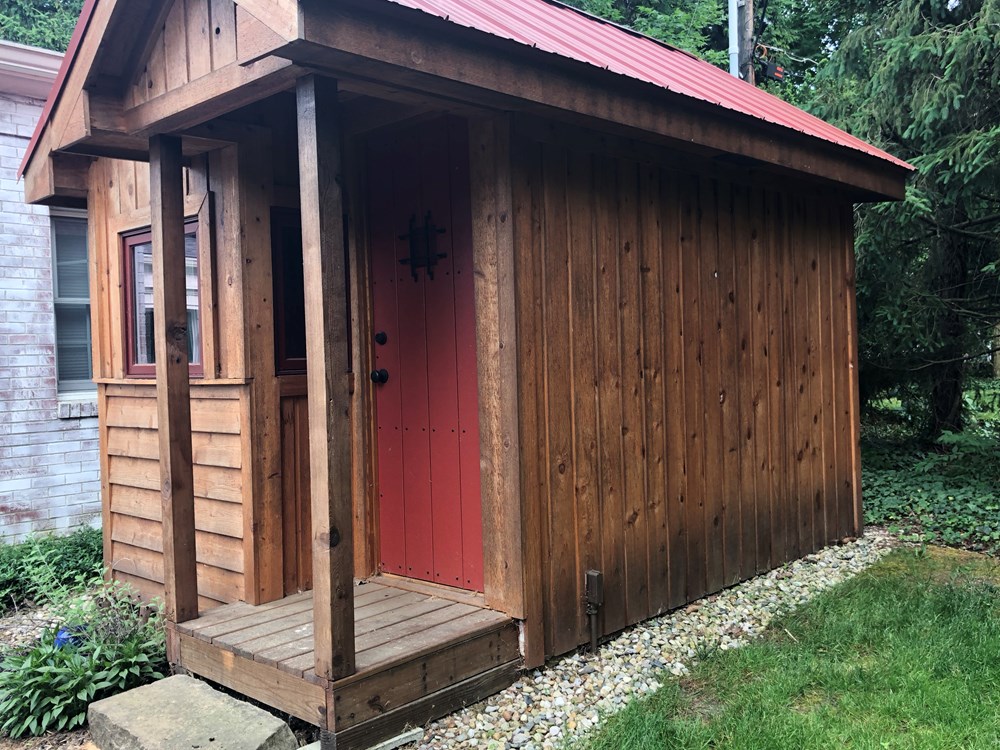 Custom Built Tiny House - Image 2 Thumbnail