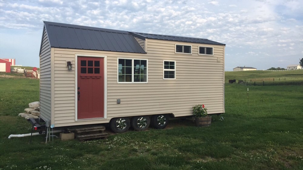 Custom Built Tiny House on Wheels - Image 1 Thumbnail