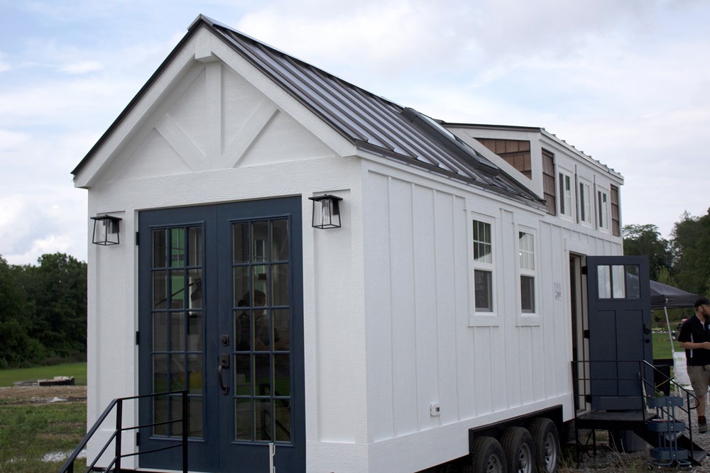 The "Maverick" Tiny Home - Image 3 Thumbnail