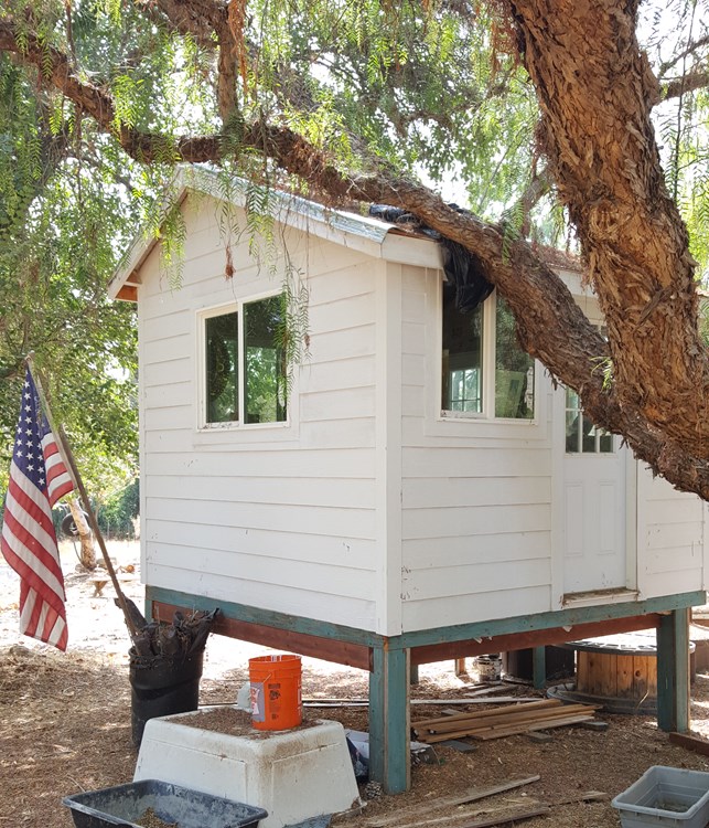 Cozy custom made tiny house - Image 3 Thumbnail