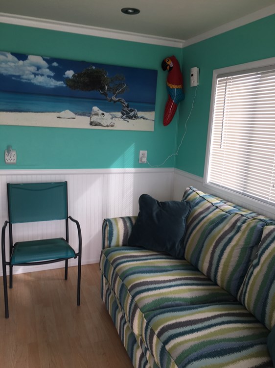 Arizona tiny house style living on a beautiful lake. Great value, and views!