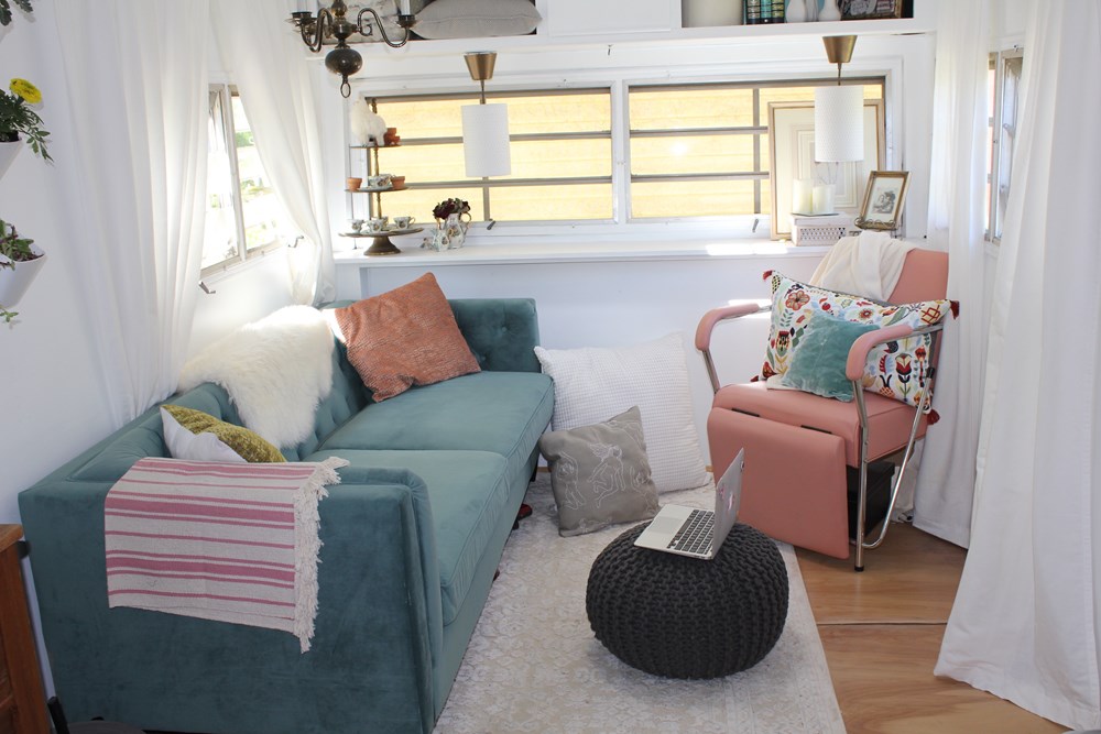 Vintage Trailer turned jewel box dream home! - Image 1 Thumbnail