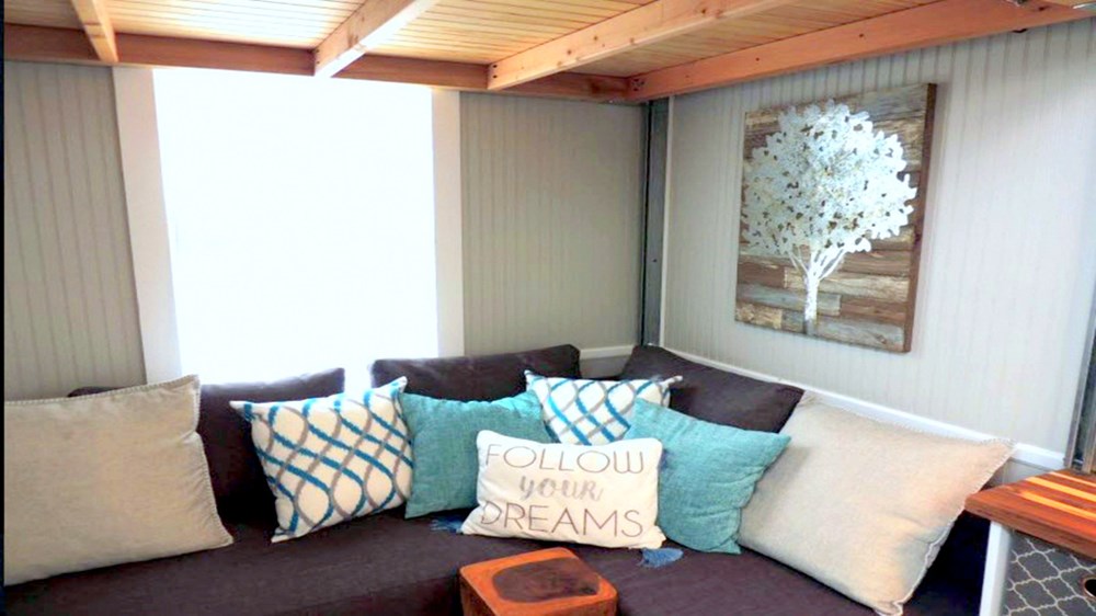 Simply Serene with Elevator Bed -  As Seen on HGTV May 2018 - Noah Certified - Image 4 Thumbnail