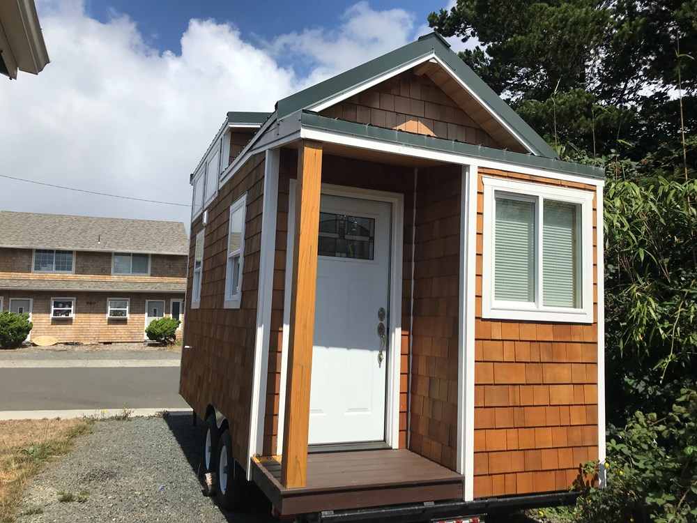 New Beautiful High Quality Tiny House - Image 2 Thumbnail