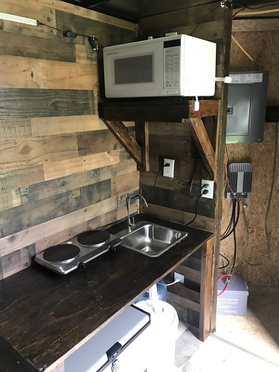 Tiny House/Camper on Wheels - Image 4 Thumbnail