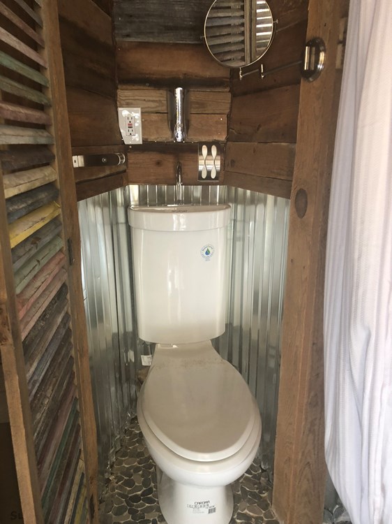 Unique, charming 140 sq foot tiny house.  - Image 4 Thumbnail