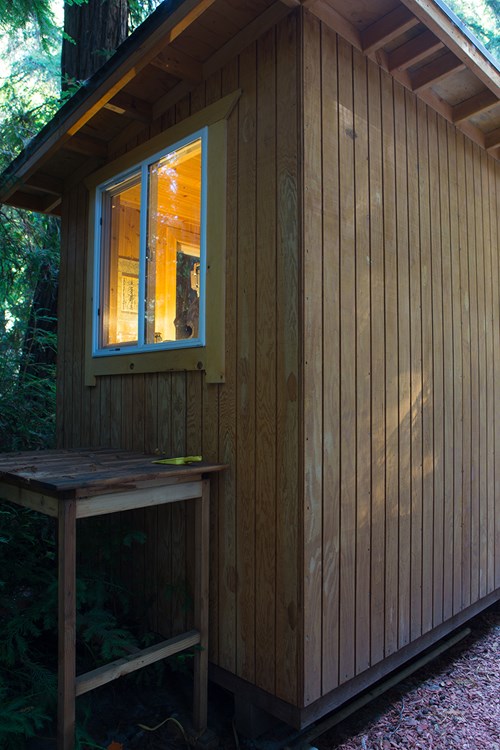 Cute Portable Studio/Workshop - Image 2 Thumbnail
