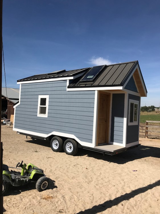 Beautiful 20ft Tiny House Shell - Image 3 Thumbnail
