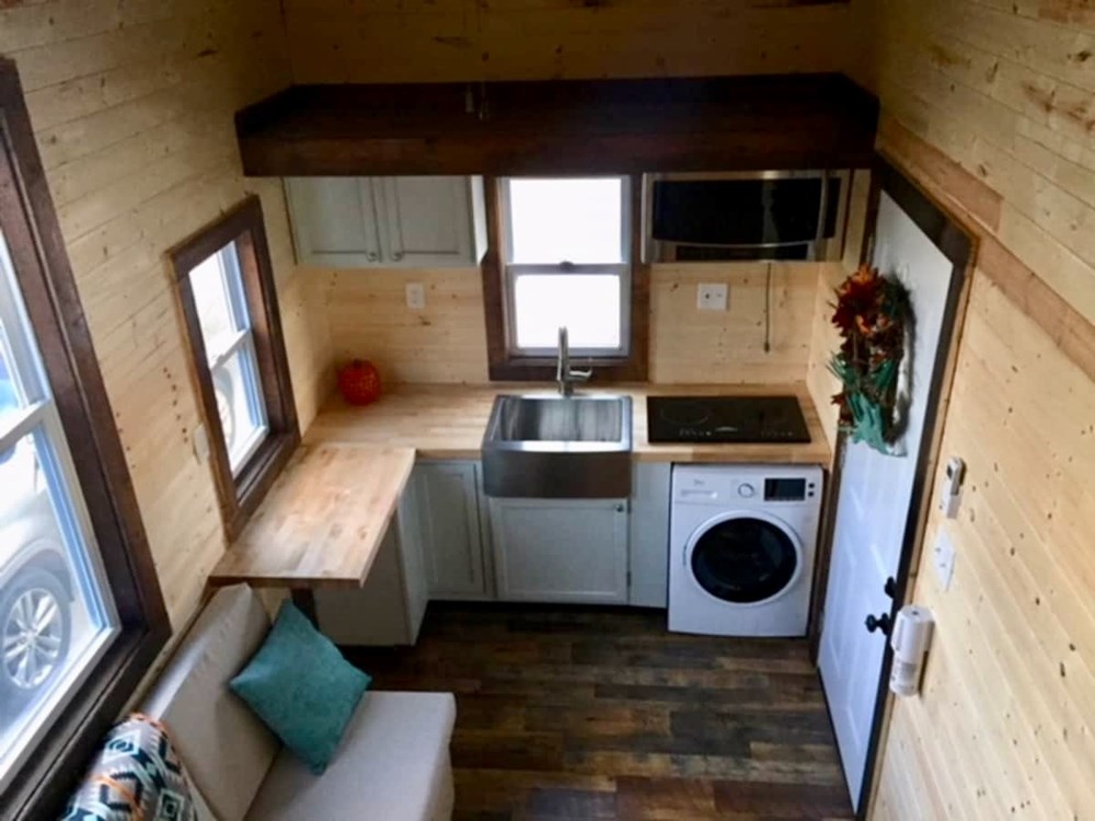 20 ft. Rustic Luxury Tiny Home - Image 1 Thumbnail