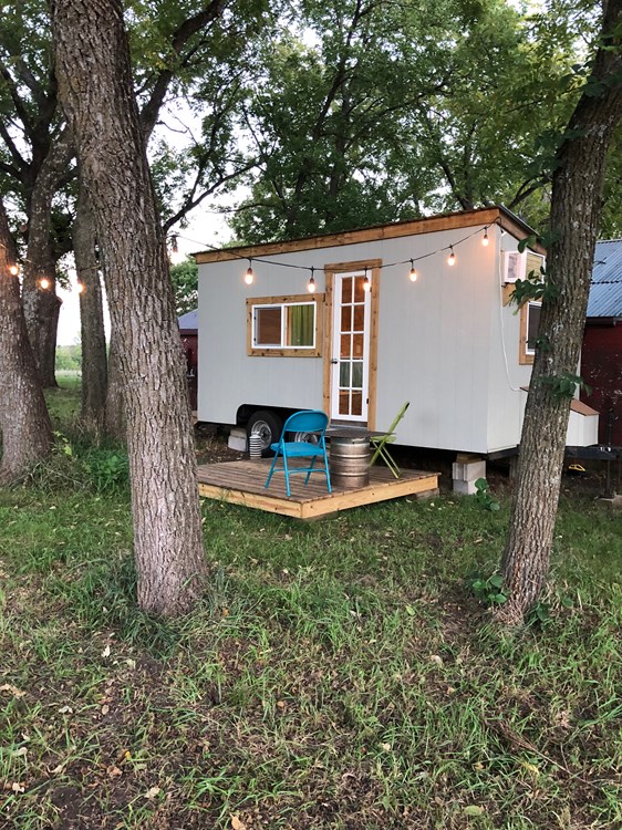 Beautiful and Simple 16 ft Tiny House For Sale, Kansas - Image 2 Thumbnail