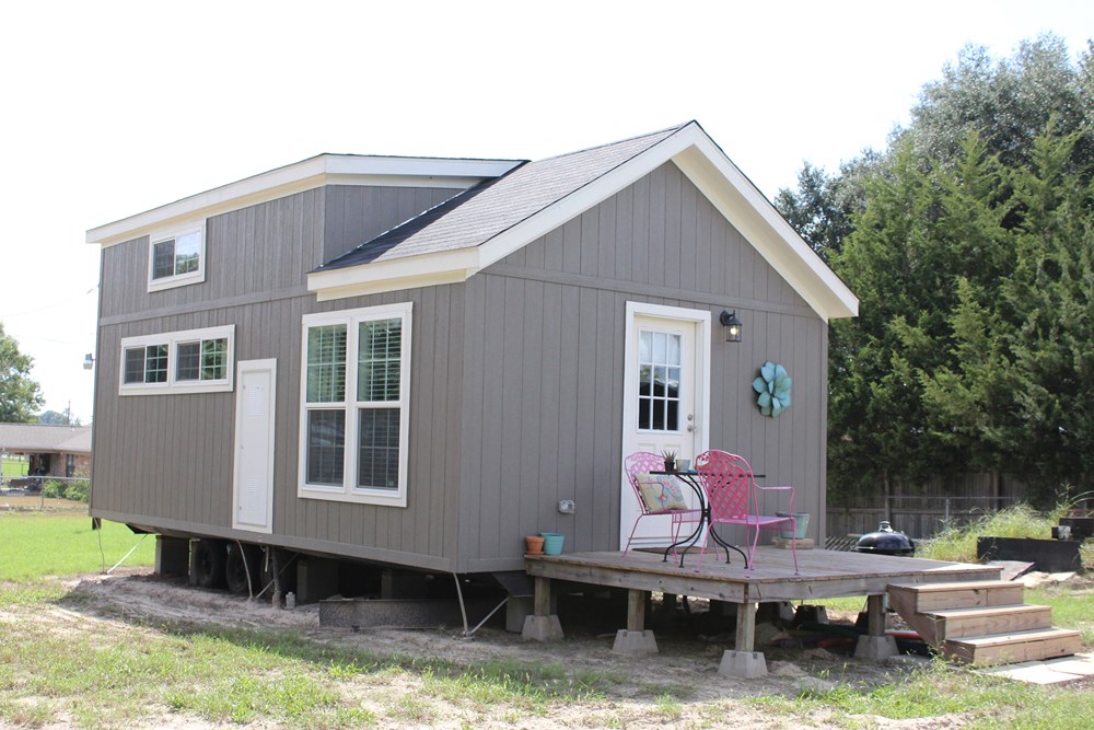 Tiny House for Sale Spacious Tiny home (Move to your