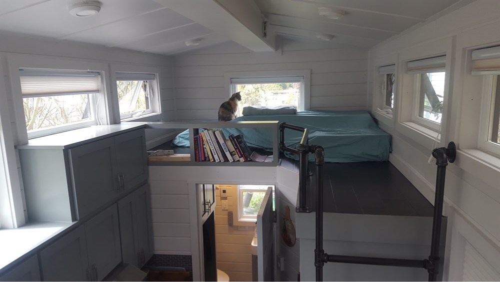 Luxury Tiny Home - Image 4 Thumbnail