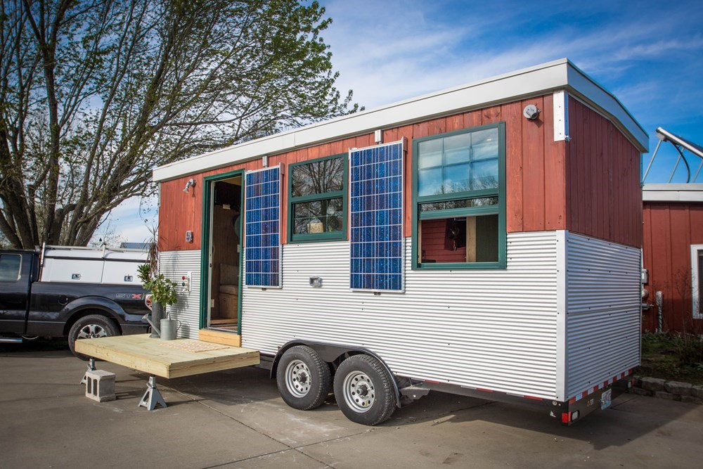Bright, Efficient THOW - Now with Double Bed!