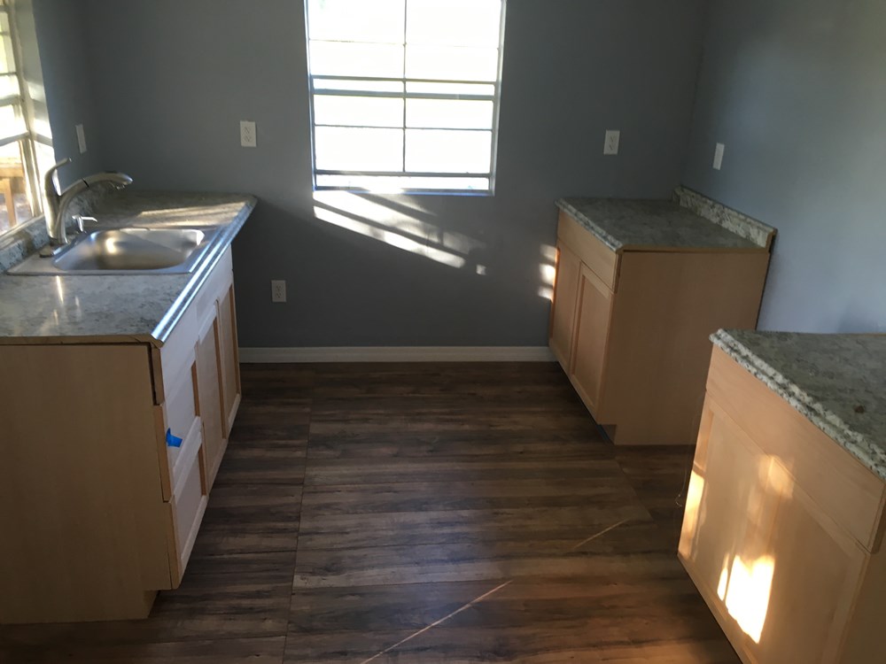 14x40 Tiny House! - Image 4 Thumbnail
