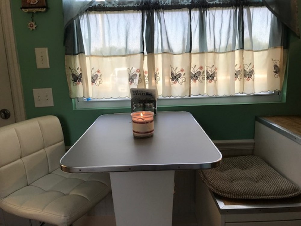Charming Move-In Ready Tiny House - Image 4 Thumbnail