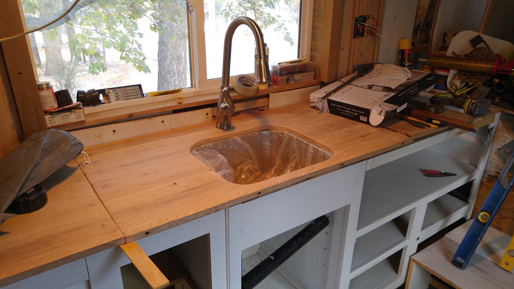 Wood you Love me? 30 ft of hand crafted beauty, fifth wheel full of amenities - Image 4 Thumbnail