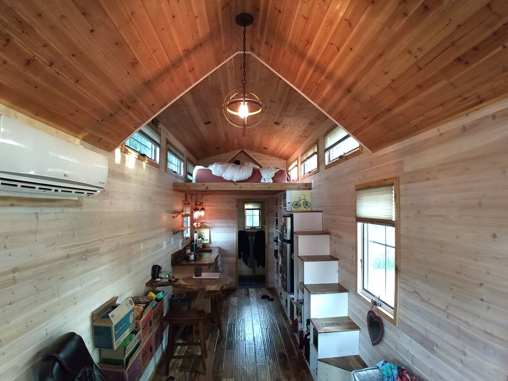 Wonderful 24ft Tiny House - Image 3 Thumbnail