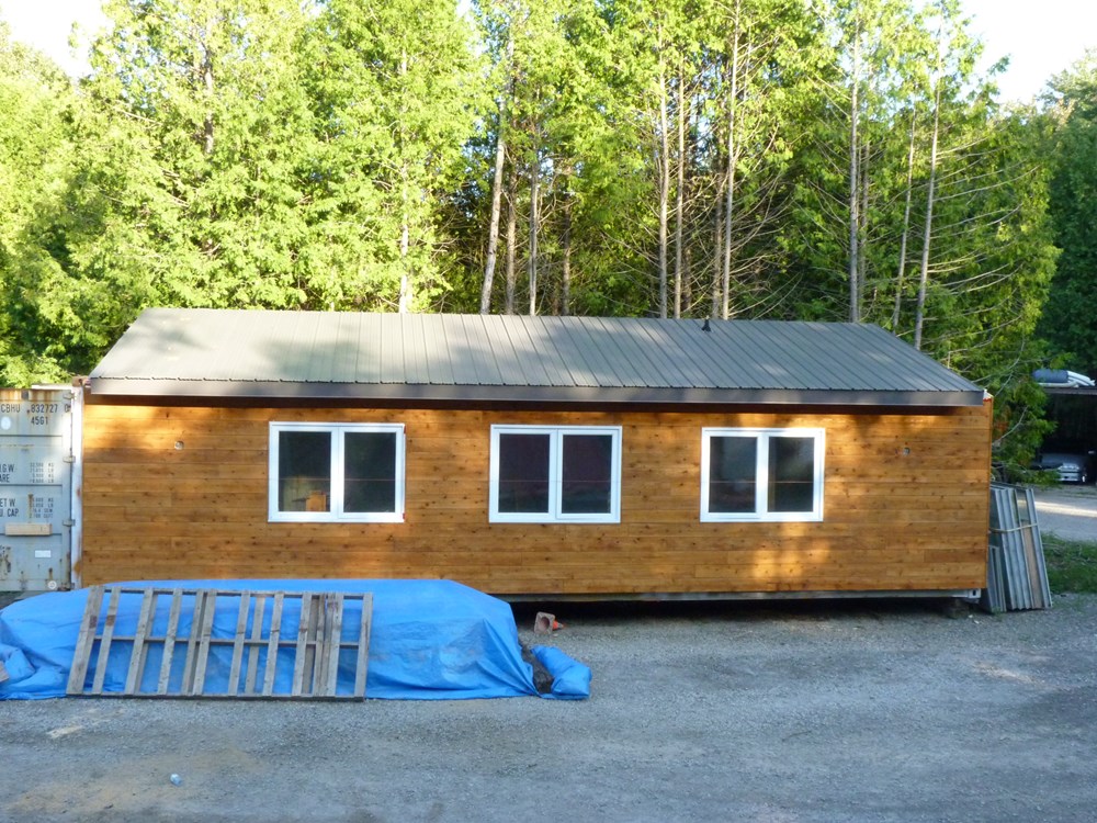 shipping container cottage - Image 1 Thumbnail