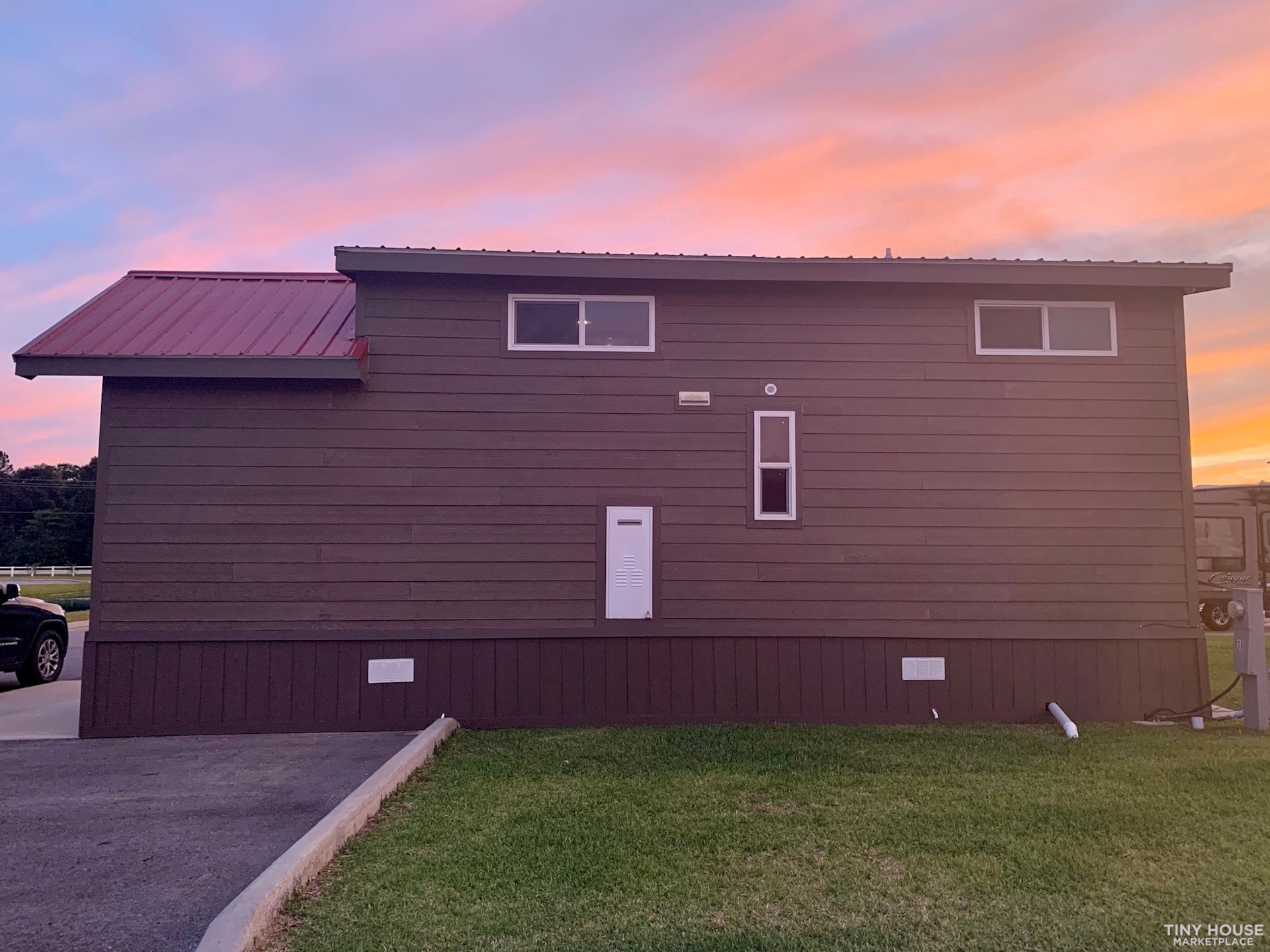 2019 Athens Park Model/Tiny Home - Image 4 Thumbnail
