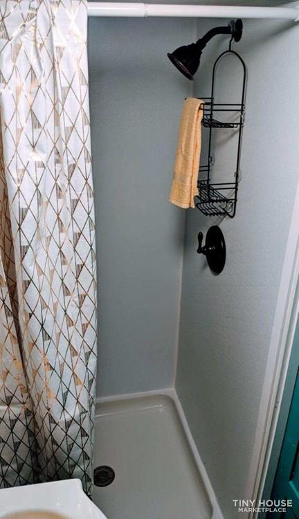 2019 Modern Farmhouse  - Image 4 Thumbnail