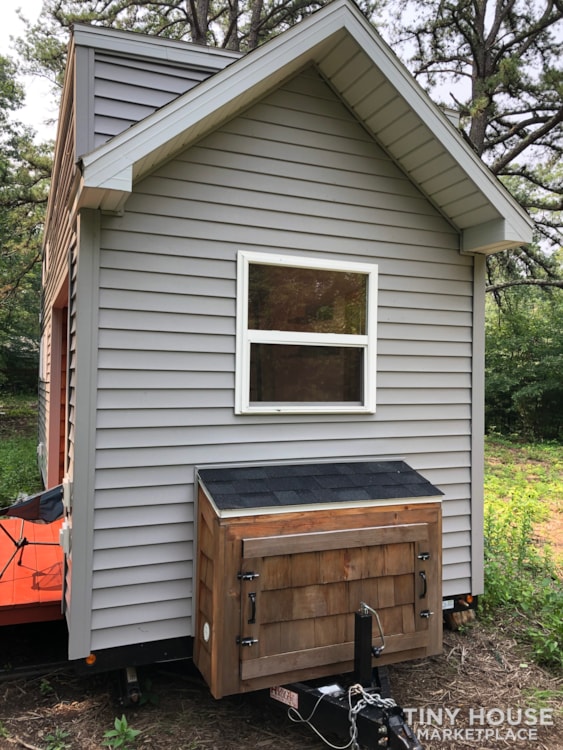 2019 Tiny House. Solar Equipped. Spacious Living Area + Porch. - Image 2 Thumbnail