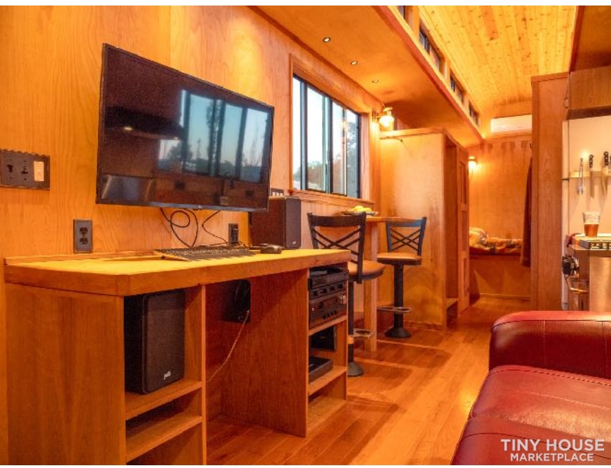 2019 Train Ride Tiny House - Image 4 Thumbnail