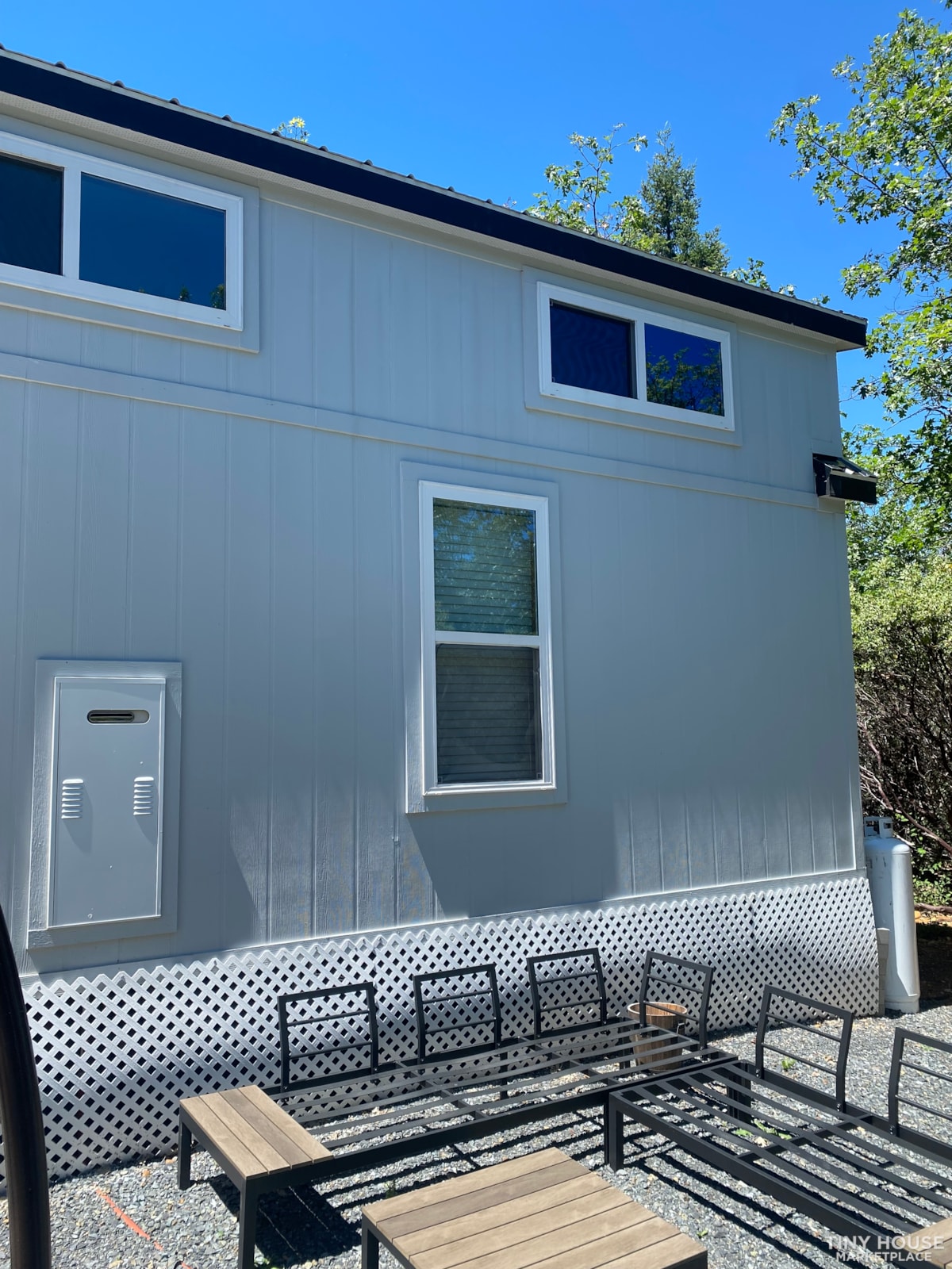 2020 400sq ft Tiny Home TV Certified  - Image 4 Thumbnail